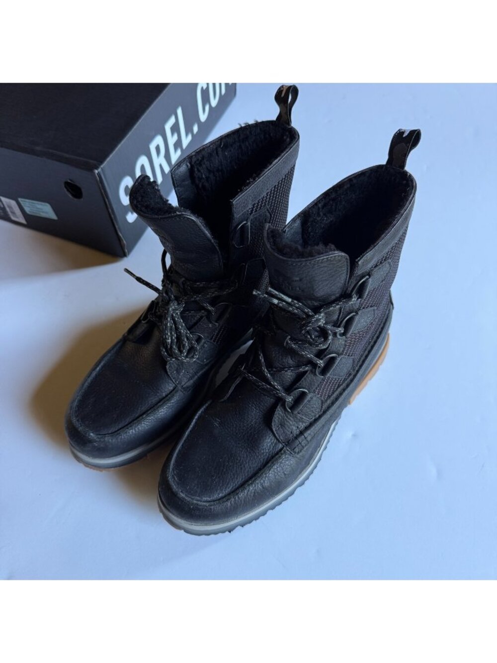 SOREL Atlis Caribou Lux WP Black Waterproof Winter Boots - Men's 10US